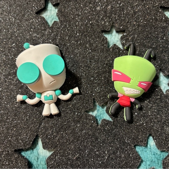 2x Bundle - Gir & Invader Zim Magnets - Picture 1 of 8